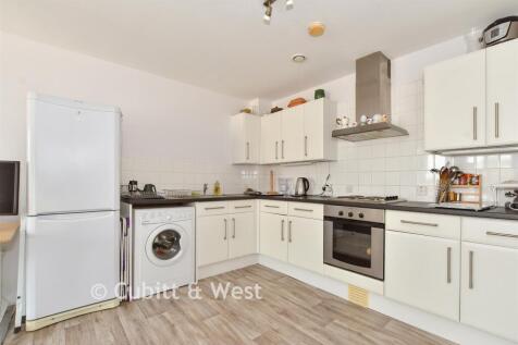 Lounge/Kitchen