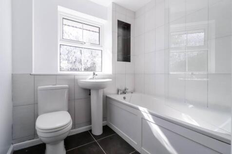 4-bed-house-churchdown8.jpg