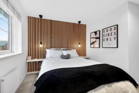16stablemews-18.jpg