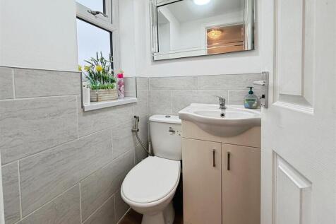 b8918399-B-4B65-9EF3-297D55BD279C-5845-00000153589