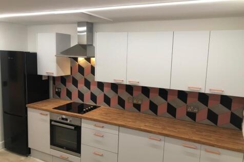 14 Lisson Grove photo 4