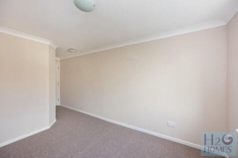 The Strand, Sover...