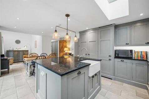 Kitchen to dining area.jpg