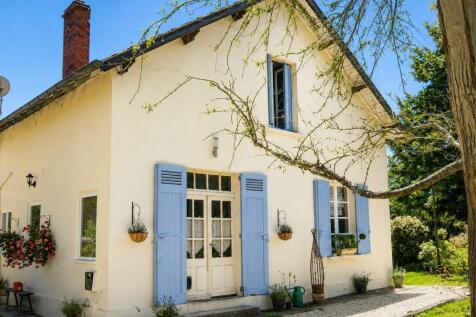 Property Image 1