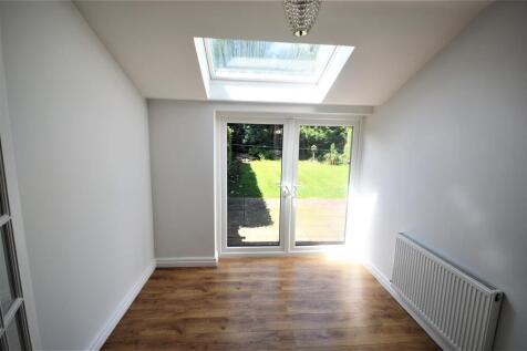 Highfield Avenue, Appleton, Warrington photo 4