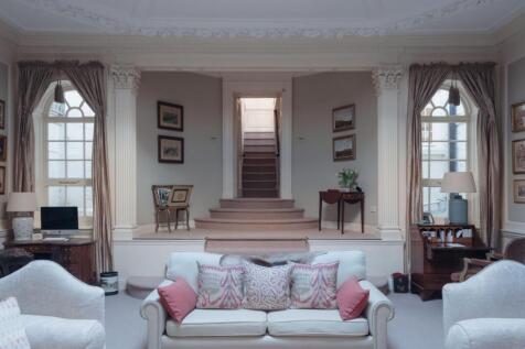 Ballroom/Drawing Room