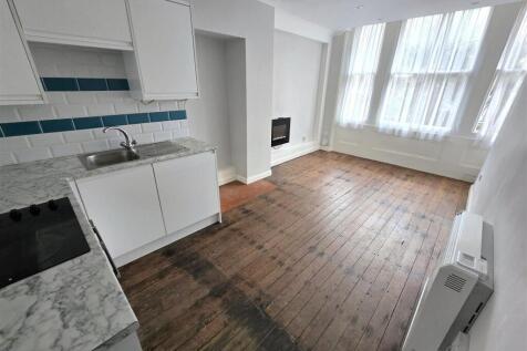 Lounge Kitchen