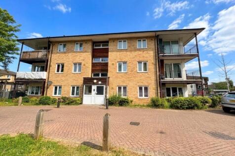 2 bed flat for sale Blackburn Way, Hounslow TW4