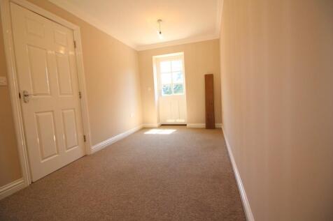 Bouverie Close, Barton-On-Sea photo 4