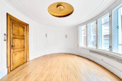 Bedroom/Reception