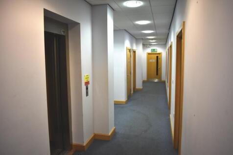 Office to rent Image 11