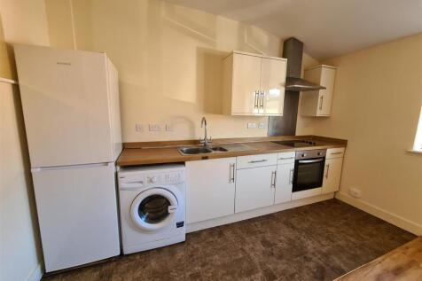 Abbey Court 9 - Kitchen.jpg