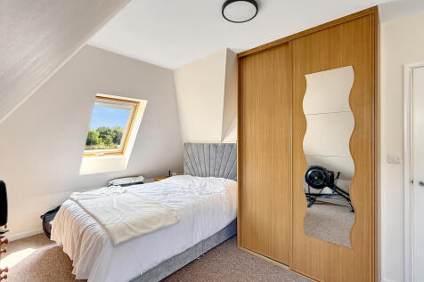 42f111f5a953b9162e52e2509abb380f81f93645