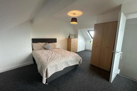 126 Fulton Road, Sheffield photo 4