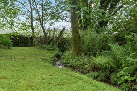 Gardens and Groun...