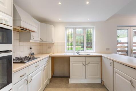 kitchen dining room (4) copy 2.jpg