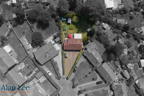 Oak Avenue Plot