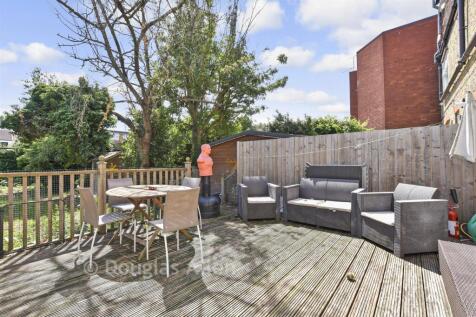 Patio / Decking