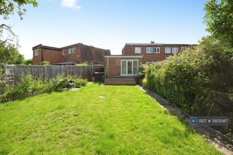 Garden Towards Deck And Bifolds