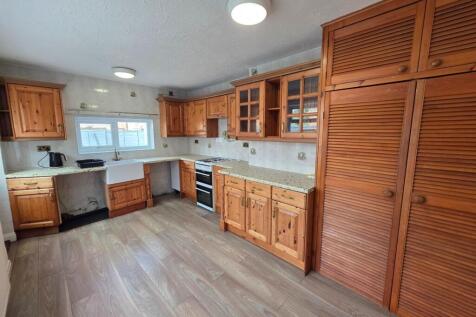 Runswick Avenue, Redcar, TS10 photo 5
