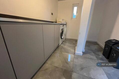 Large Utility Room