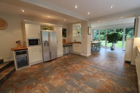 Dining Kitchen 4