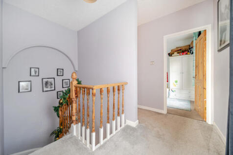 1389367-4-693ade1...