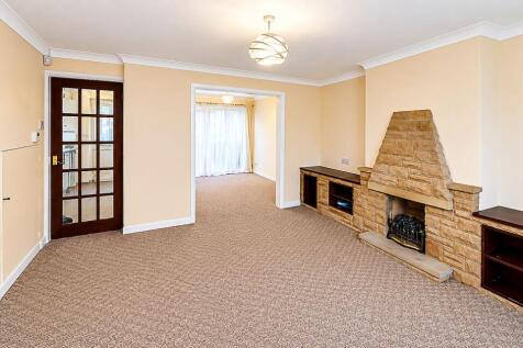 Longwood Crescent, Alwoodley, Leeds photo 4