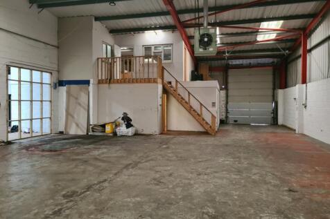Light Industrial to rent Image 3