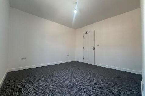 Napier Street, Burton on Trent photo 3