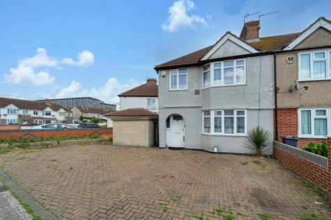 Hounslow, TW5 - property photo