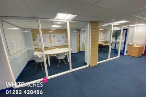 Office to rent Image 5