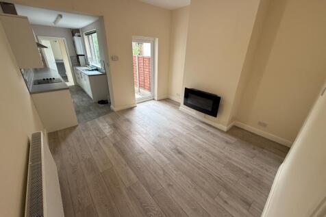 All Saints Road, Burton-On-Trent, DE14 photo 3
