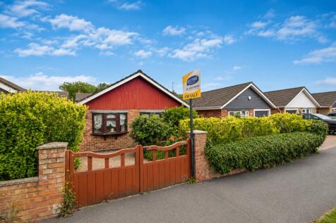 Waterlooville, PO8 - property photo