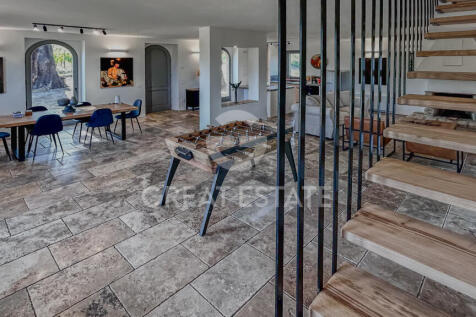 Interno
