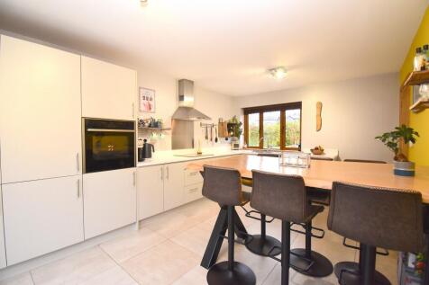 Kitchen/ dining room
