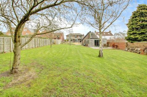 Rear View &amp; Garden