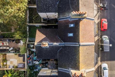 Oxfam, 47 Blatchington Road -18.jpg