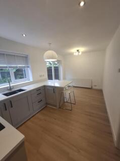 Rufford Close, Ashton-Under-Lyne, OL6 photo 3