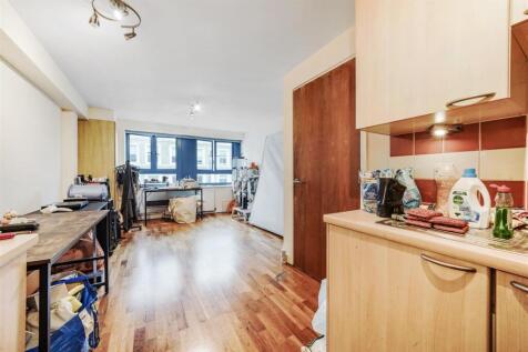 Flat 4, 269 Kentish Town Road - Ry4Sd2rzCpr6Ad0e3c