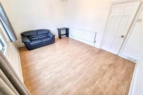 Plaistow Road, Stratford, E15 photo 4