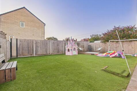 10 Chestnut Avenue Photos (4).jpg