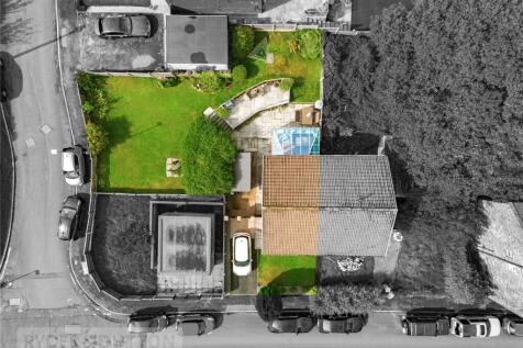 Ashton-under-lyne, OL5 - property photo
