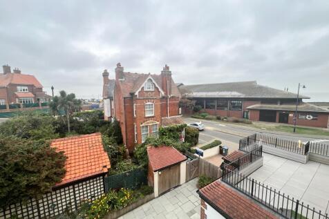 Alexandra House, Felixstowe photo 5