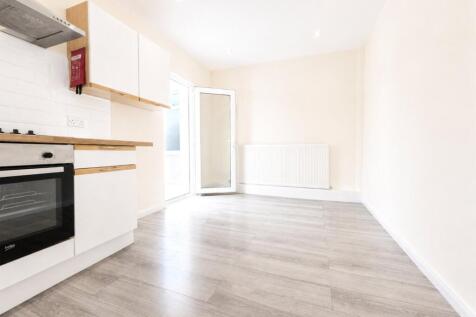 Eldbert Close, Southend-on-Sea, Essex, SS2 photo 4