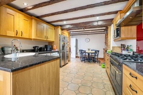 Surley Row, Emmer Green, RG4 photo 3