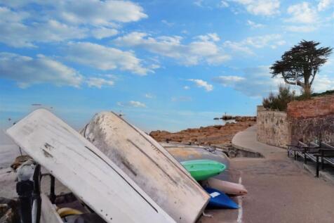Sea Wall to Seagrove Bay