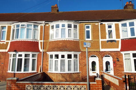 Beaconsfield Avenue front