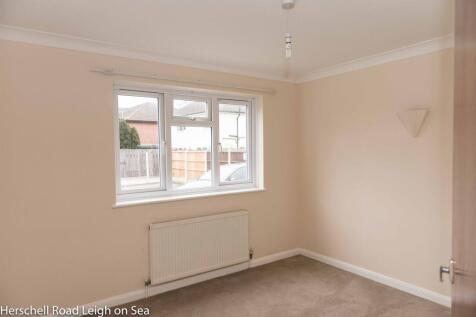 Herschell Road, Leigh on Sea photo 3