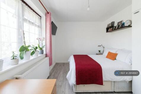 Fortescue Road, Edgware, HA8 photo 3